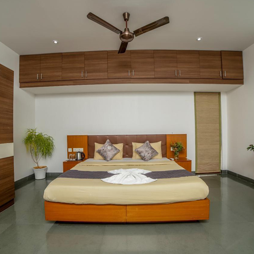 Senaro Luxury Farm